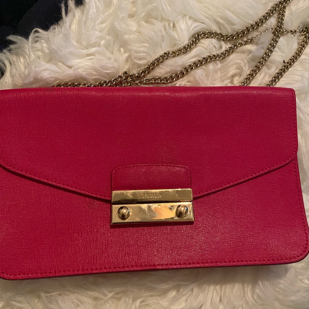 Pink furla bag wire twice like brand new 100 authentic